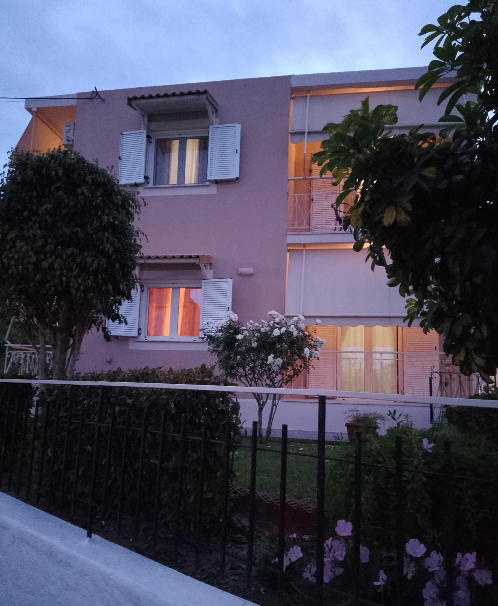 Vicky'S Guesthouse Kavos Luaran gambar