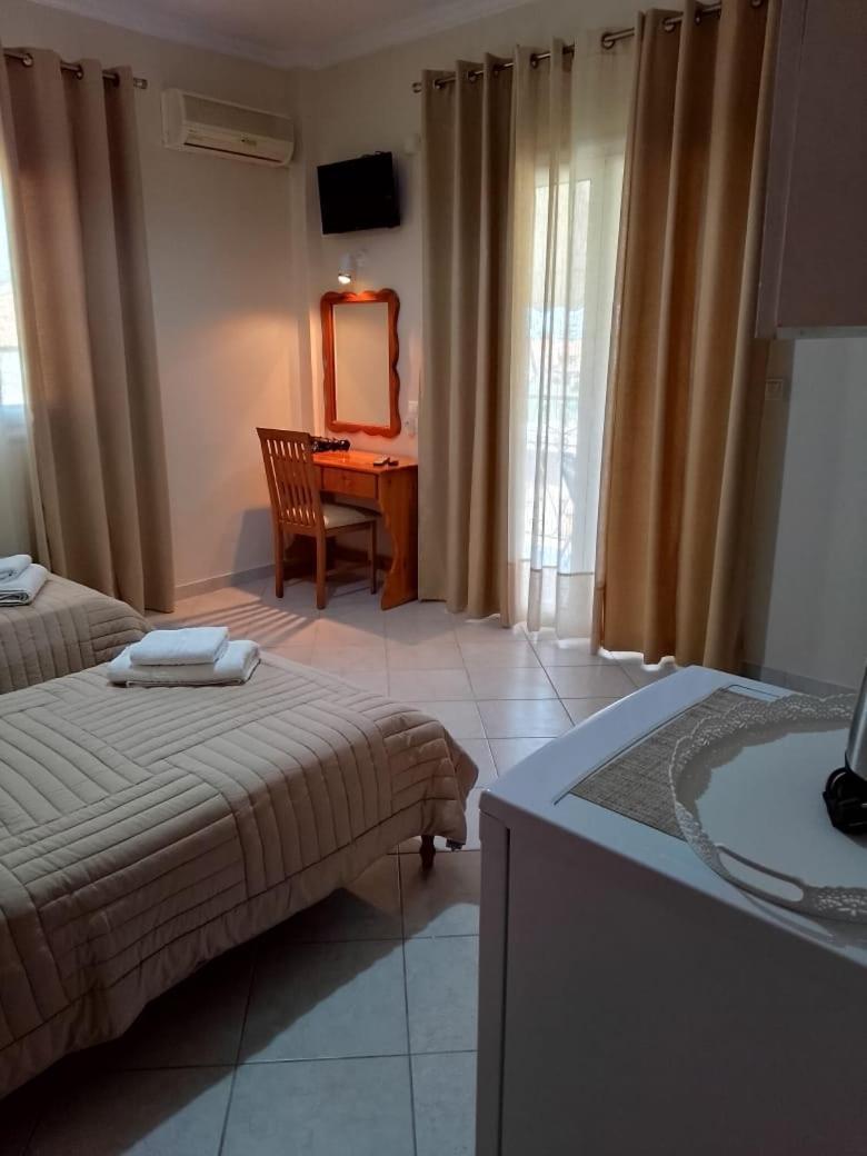 Vicky'S Guesthouse Kavos Luaran gambar