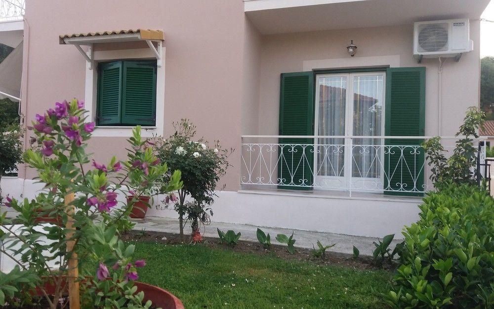 Vicky'S Guesthouse Kavos Luaran gambar